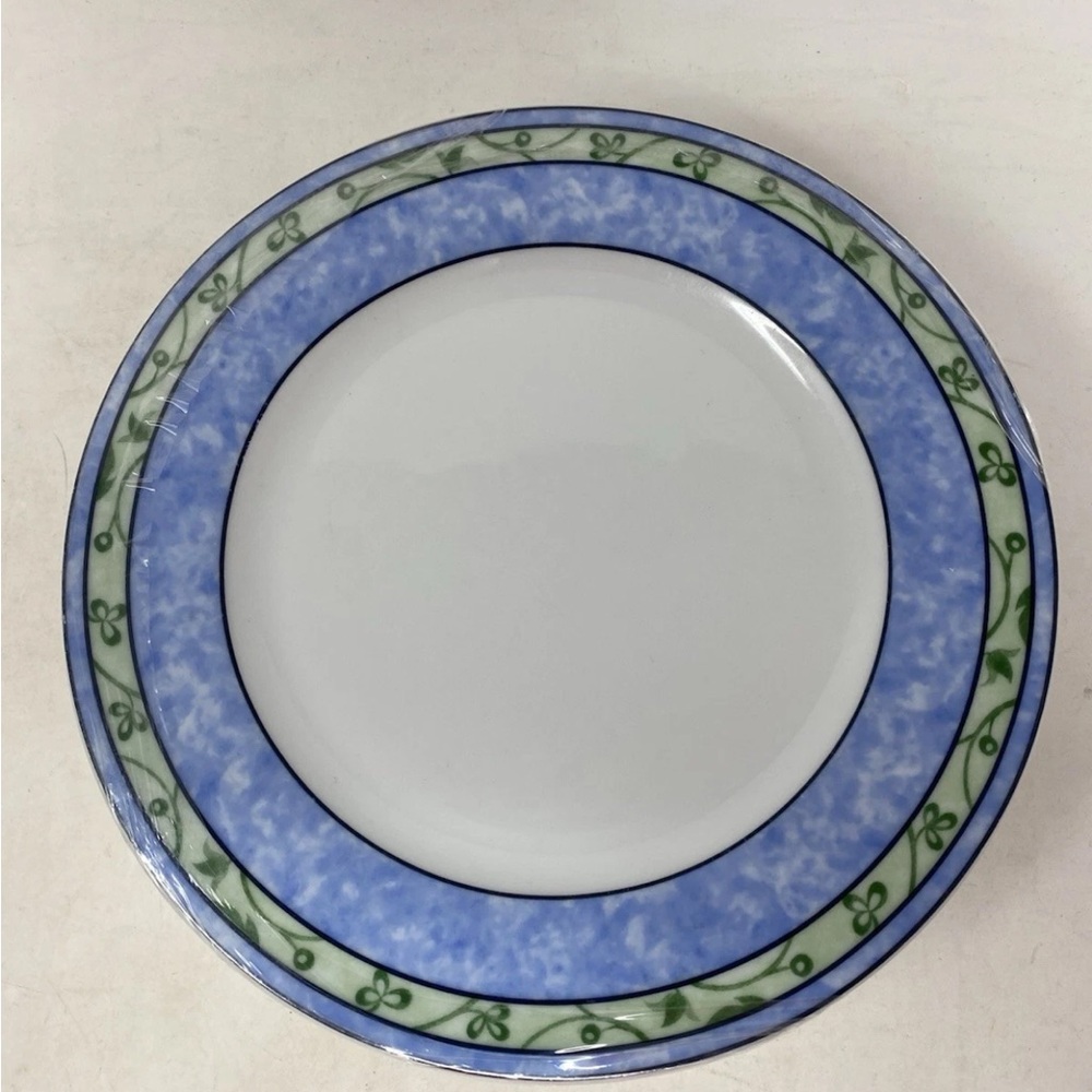 Wedgwood Watercolour Salad Dessert 8” Plate